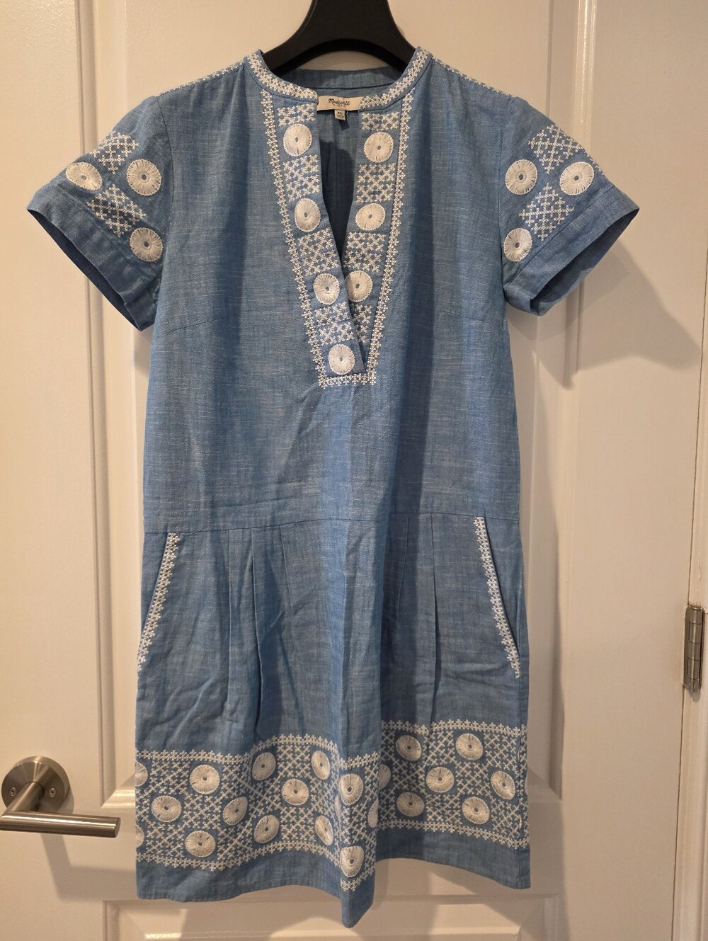 Madewell Light Blue Embroidered Cotton Shift Dress